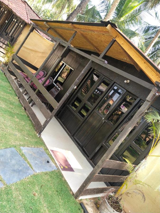 Hôtel Papillon Beach Huts à Palolem Extérieur photo